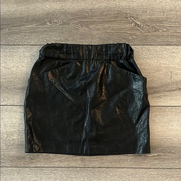 Zara Black faux Leather Skirt XS - Picture 2 of 4